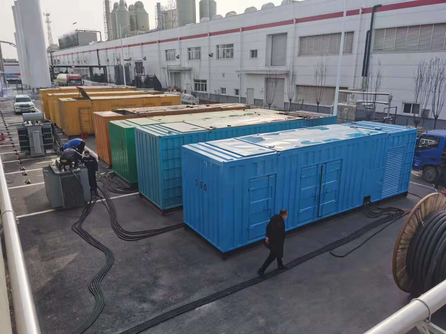 阿克陶发电机出租-两相发电机与三相发电机有何区别?