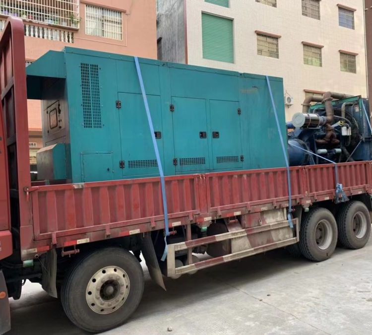 阿克陶如何在不同负载率下确保 400KW 柴油发电机组的正常运行？