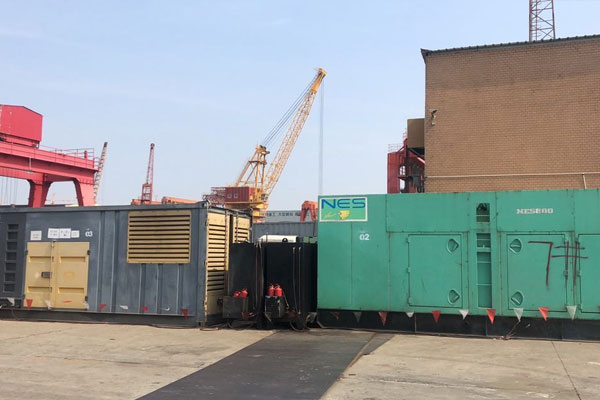 阿克陶发电机出租空气滤清器的清洁频率是多少？